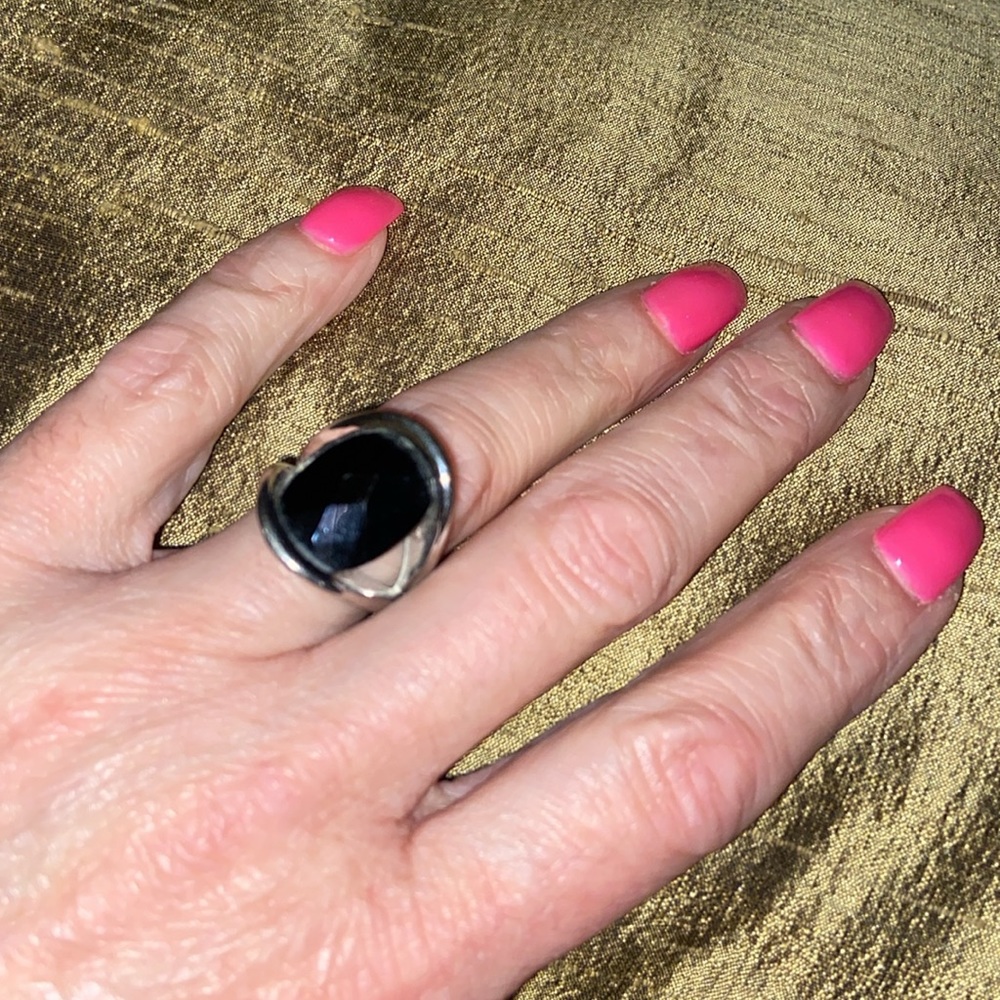 Swarovski silver toned black gem ring size 7 - Picture 4 of 13